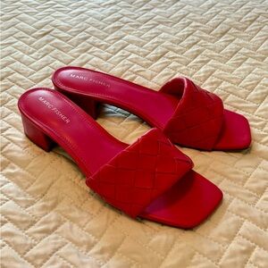 Marc Jacobs hot pink slides, size 9
